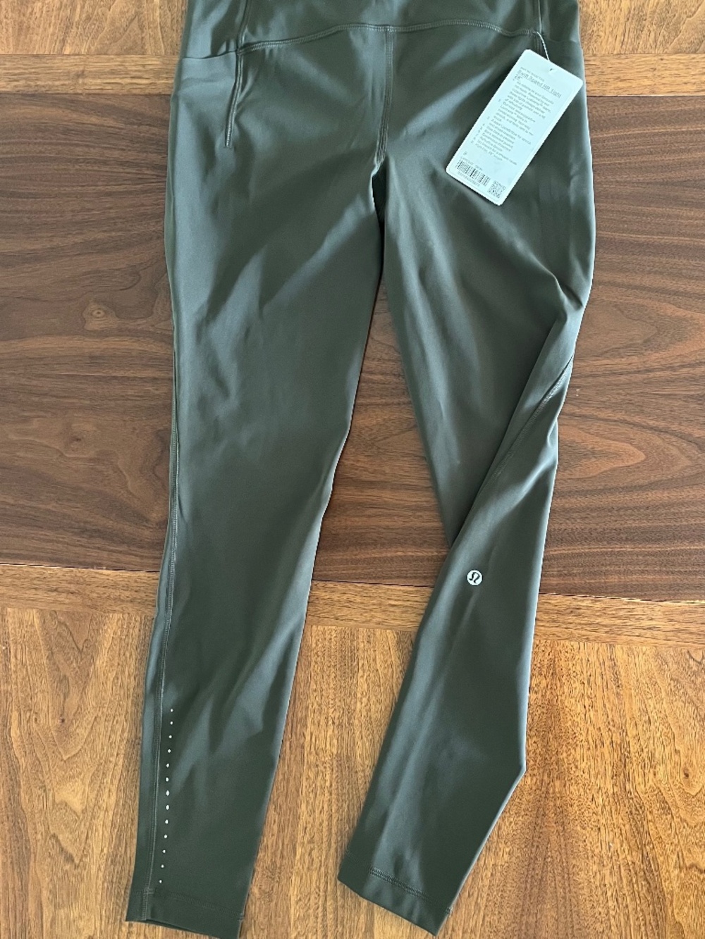 Lululemon Swift Speed HR Tight 28”, Dark Olive, Size 8, NWT